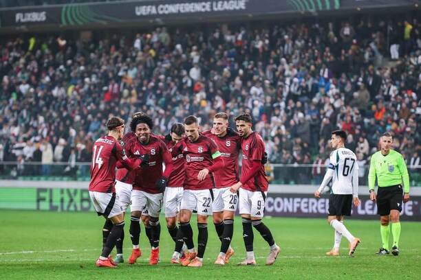 Sparťanská radost po gólu do sítě Legie