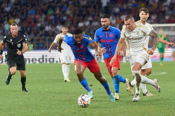 V sezoně 2024-25 Sparta postoupila přes FCSB