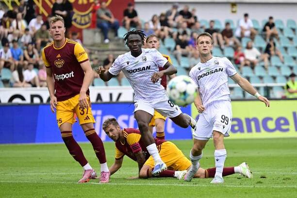 V prvním vzájemném zápase letošní sezony se z&nbsp;výhry radovala Dukla