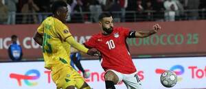Egypt v souboji se Zimbabwe uspěl díky gólu Salaha v závěru. Jak si poradí s JAR? Sledujte zápas živě