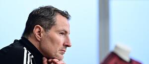 Trenér Sparty Brian Priske na lednové tiskové konferenci