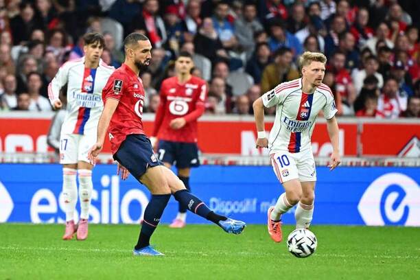 Český záložník Pavel Šulc v&nbsp;dresu Olympique Lyon proti Lille