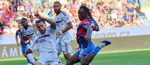 Prince Adu z Plzně v zápase proti Servette, červenec 2025