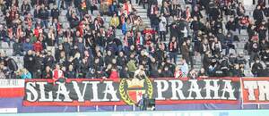 Na Kypr vyjelo přes 500 slávistických příznivců