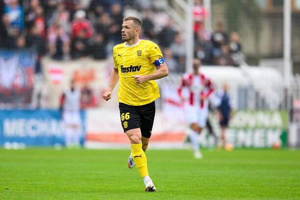 Stanislav Hofmann, kapitán Zbrojovky Brno, během střetnutí Chance Národní Ligy