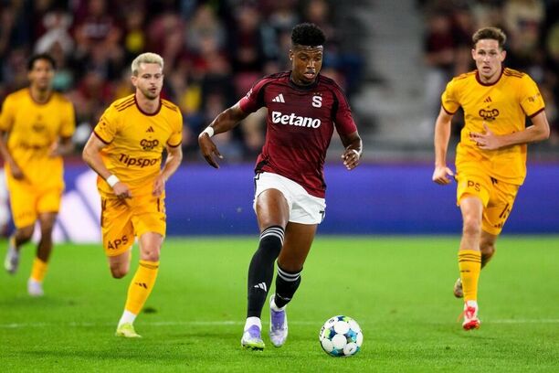 John Mercado ze Sparty v utkání Chance Ligy proti Dukle