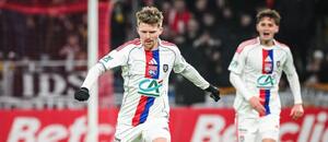 Pavel Šulc v akci v pohárovém duelu Lille vs. Lyon