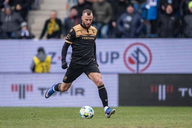 Útočník Baníku Ostrava Václav Jurečka v&nbsp;akci