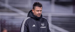 Trenér David Holoubek během zápasu Dukly se Spartou