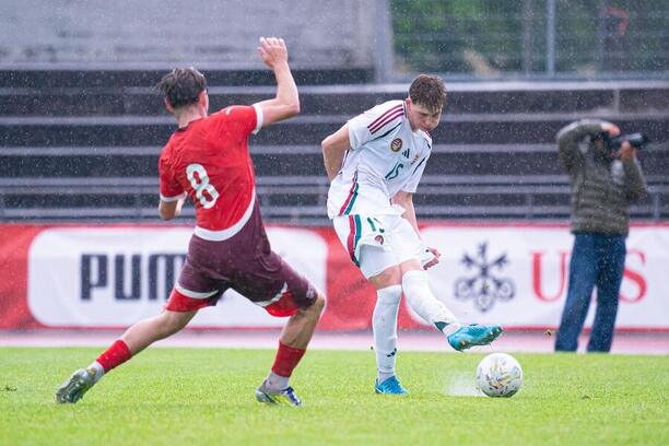 Obránce Viktor Vitályos v dresu maďarské reprezentace do 18 let