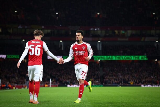 15letý Max Dowman střídá rekordmana Ethana Nwaneriho