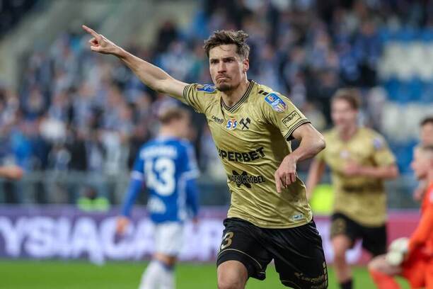 Lukáš Sadílek slaví gól v dresu Górniku Zabrze