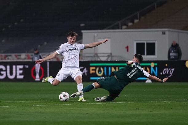 Plzeň v&nbsp;prvním utkání play-off Evropské ligy remizovala s&nbsp;Panathinaikosem 2-2