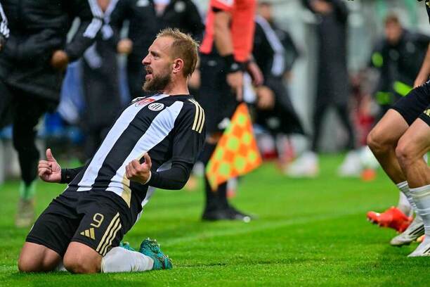 Sledujte zápas Dynama České Budějovice proti béčku pražské Slavie živě od 18:00