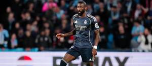 Německý bek Antonio Rüdiger v dresu Realu Madrid