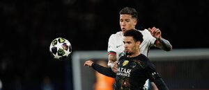 Úvodní zápas mezi PSG a Chelsea v osmifinále Ligy mistrů