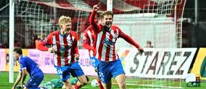 Hráči Zbrojovky Brno slaví gól