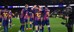 Hráči Barcelony se radují z gólu do sítě Newcastlu, odveta osmifinále Ligy mistrů 2025–26