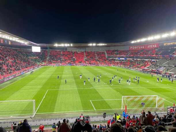 Zápas Česko vs. Irsko startuje ve 20:45. Sledujte dnešní live report