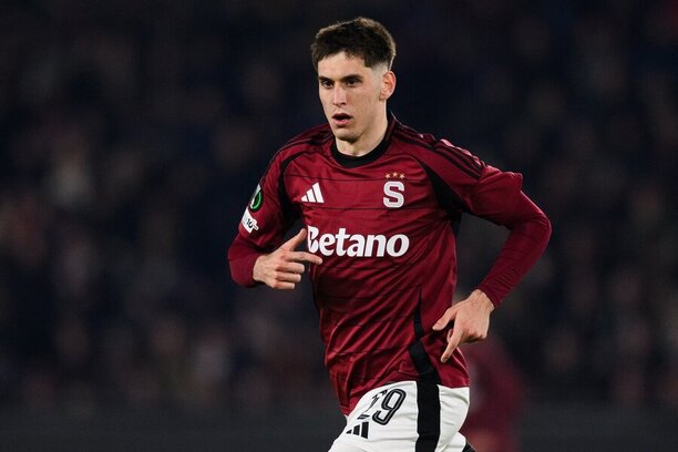 Matyáš Vojta během prohry Sparty s&nbsp;Alkmaarem