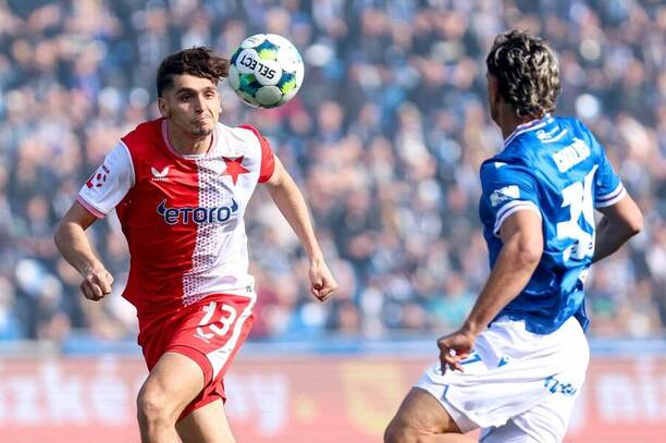 Mojmír Chytil proti smolaři utkání Matěji Chalušovi