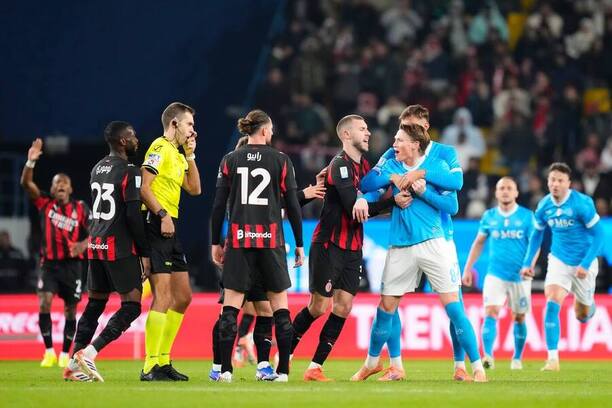 Neapol se naposledy střetla s&nbsp;AC Milán v&nbsp;prosincovém Superpoháru