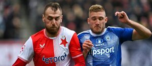 Tomáš Chorý svede s obránci Sigmy nejspíše hodně tvrdých soubojů