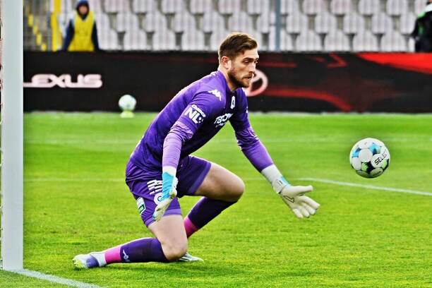 Tomáš Holý, brankář Artisu Brno