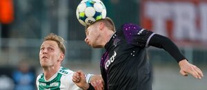 David Zima v hlavičkovém souboji s Davidem Puškáčem
