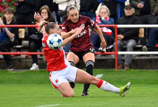 Kristýna Růžičková s&nbsp;Ellie Ospeckovou v&nbsp;posledním derby