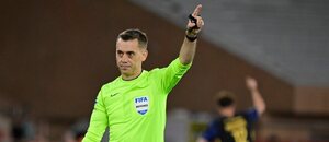 Zápasy na MS bude řídit i zkušený Francouz Clement Turpin