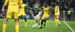 Novou posilou Slavie Neil Glossoa