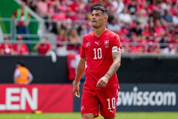 Granit Xhaka, švýcarský záložník, v&nbsp;přátelském utkání proti Jordánsku