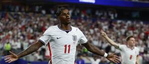 Marcus Rashford slaví branku proti Chorvatsku