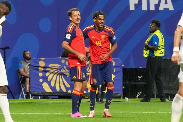 Mikel Oyarzabal a&nbsp;Lamine Yamal dovedli Španělsko k&nbsp;výhře 4:0 nad Saúdskou Arábií