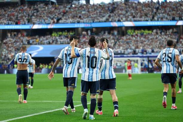 Lionel Messi zatím dal na letošním MS všechny góly Argentiny. Osamostatnil se tak na čele tabulky střelců