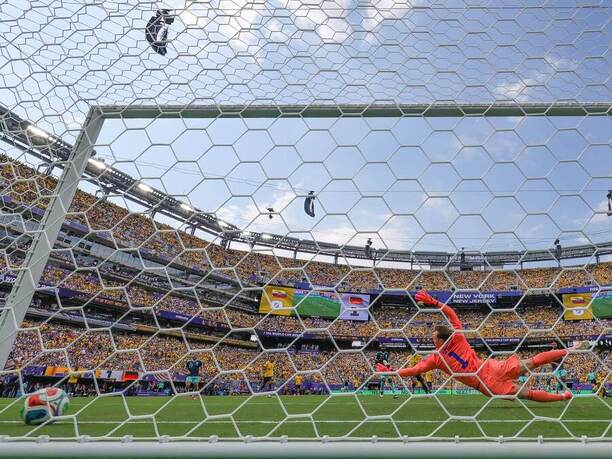 Manuel Neuer proti Ekvádoru