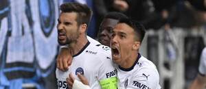 Hráči Slovácka se radují ze vstřeleného gólu