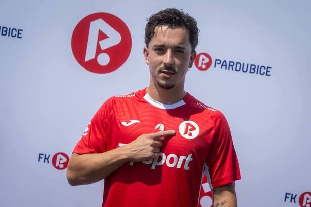 Před sezonou 2026/27 představil pardubický klub svou novou identitu