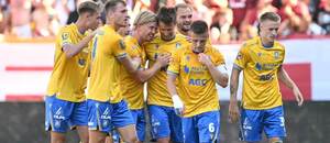 Tepličtí fotbalisté se radují z gólu