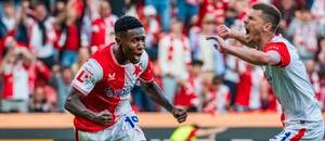 Oscar se raduje z gólu v derby
