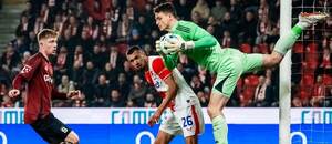 Jakub Surovčík v souboji s Ivanem Schranzem