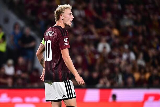 Adam Karabec během derby Sparty se Slavií