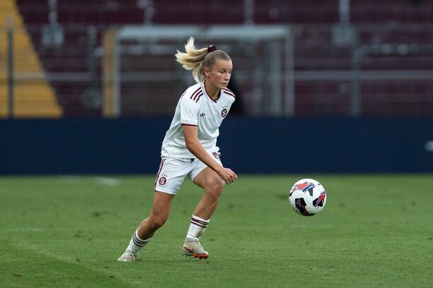 Laura Retkesová během odvetného zápasu mezi Servette a&nbsp;Spartou