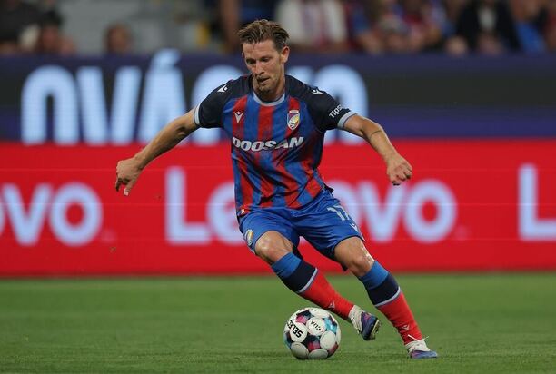 Patrik Hrošovský během zápasu s&nbsp;CZ Bělehrad