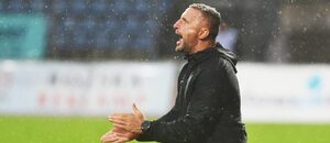 Na lavičce Dukly sedí bouřlivák Pavel Šustr