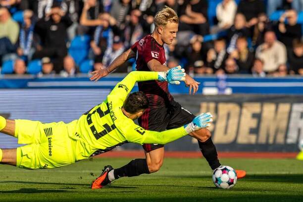 Jonatan Braut Brunes během bezbrankové remízy Sparty s&nbsp;Baníkem