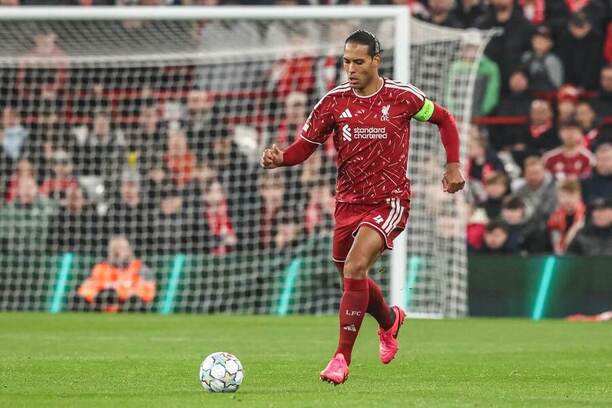 Liverpool se v&nbsp;osmifinále EFL Cupu utká s&nbsp;Chelsea, na snímku kapitán LFC Virgil van Dijk